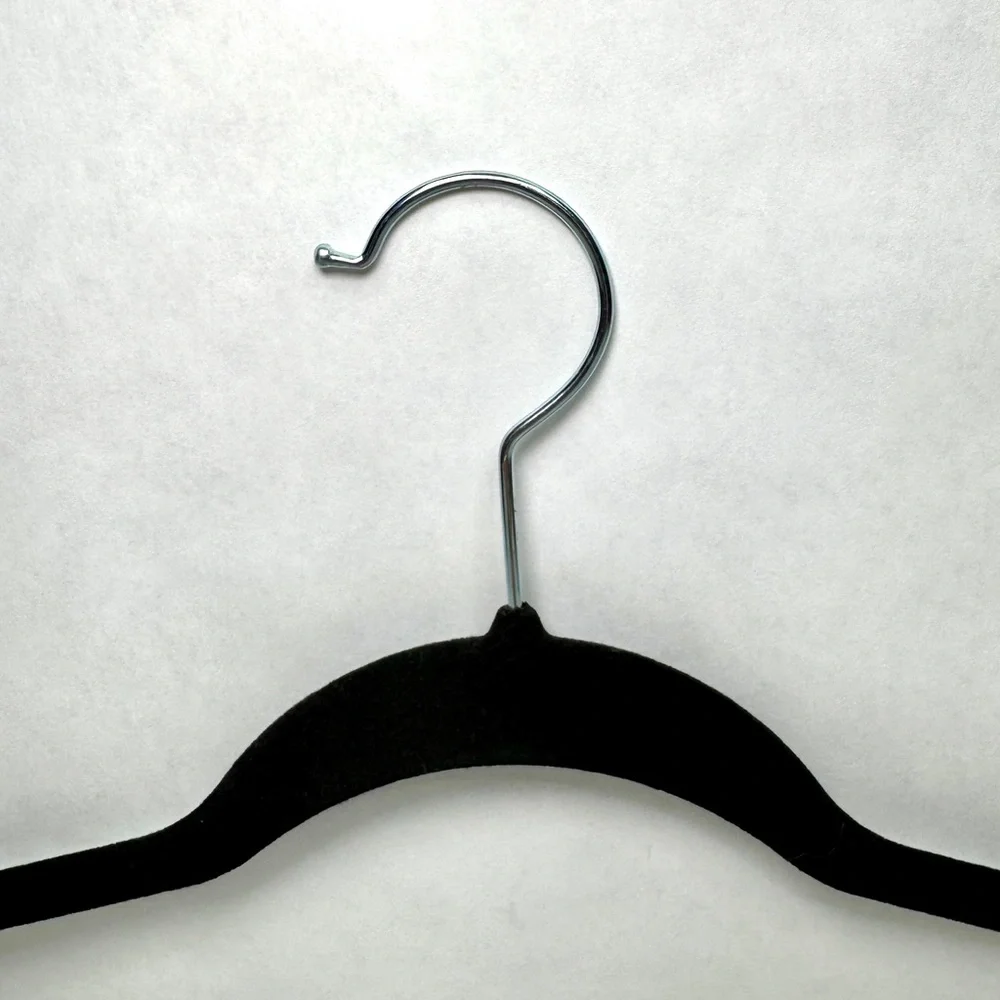 Lot of 30 Black Velvet Flocked Hangers